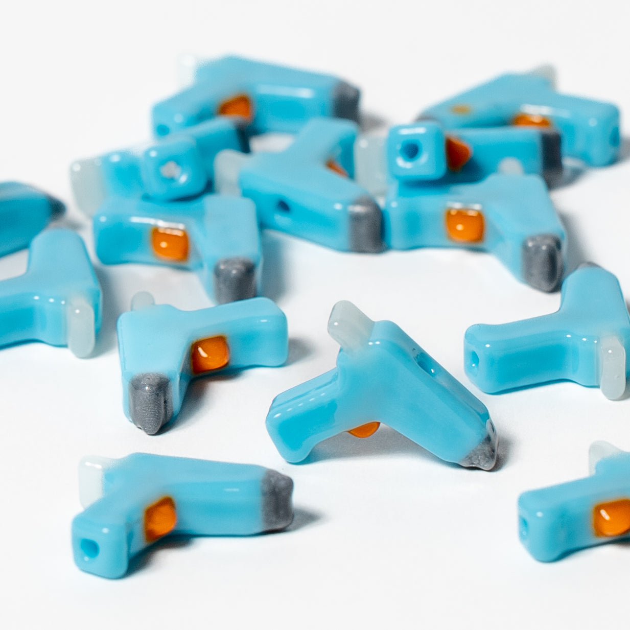 Hot Glue Gun Beads (JB x @campwonderlandshop) - Jelli Bead Kandi Beads